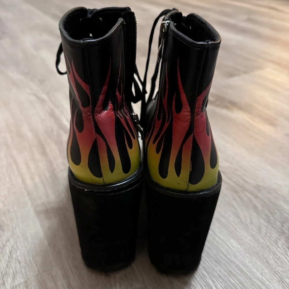 Hot Topic Flames Fire Platform Shoes Black Yellow Red 10 Goth Chunky